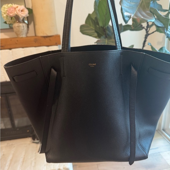 Celine Elegant Black Tote - Picture 1 of 9